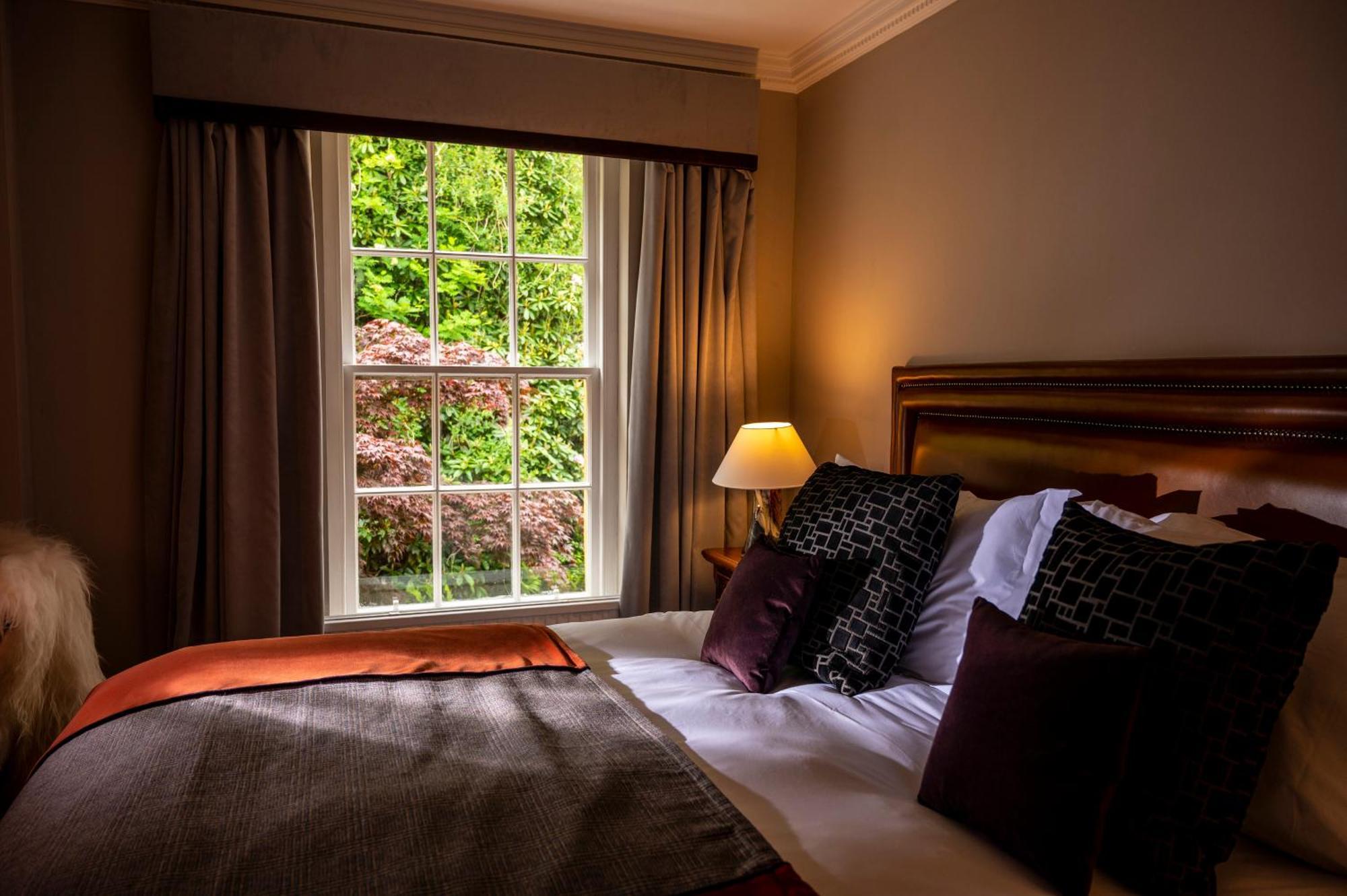 Knipoch House Hotel Оубън Екстериор снимка